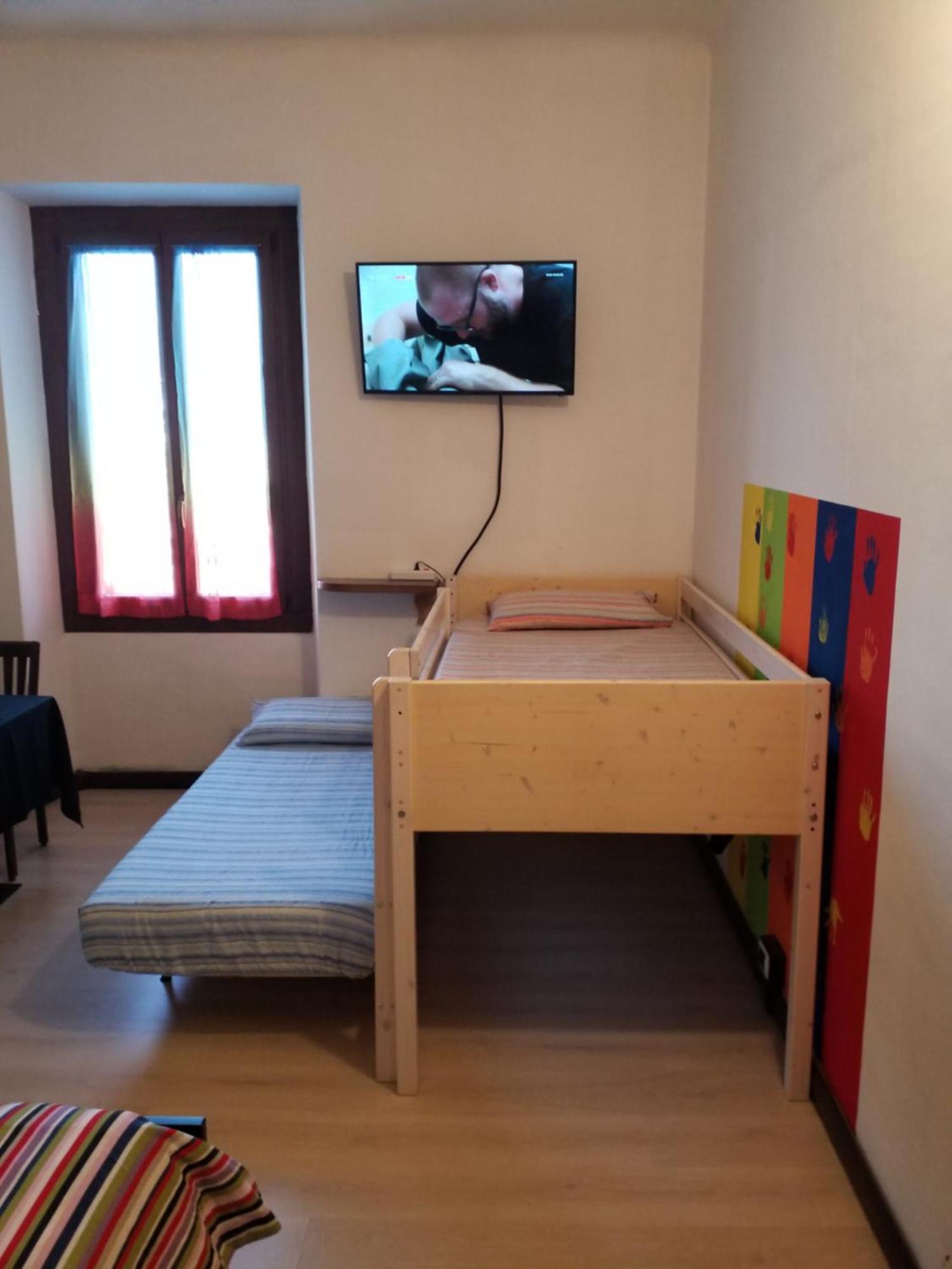 Casa Nunzia Bed & Breakfast Domodossola Exterior photo